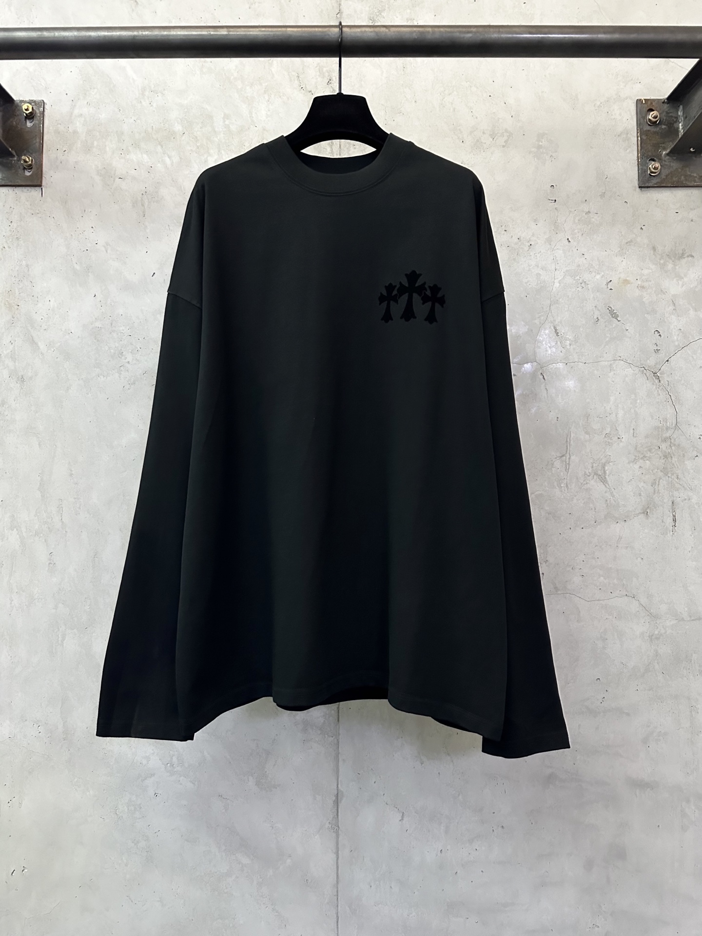 Chrome Hearts CH 크롬하츠 벨벳 로고 레터링 긴팔 티셔츠 의류