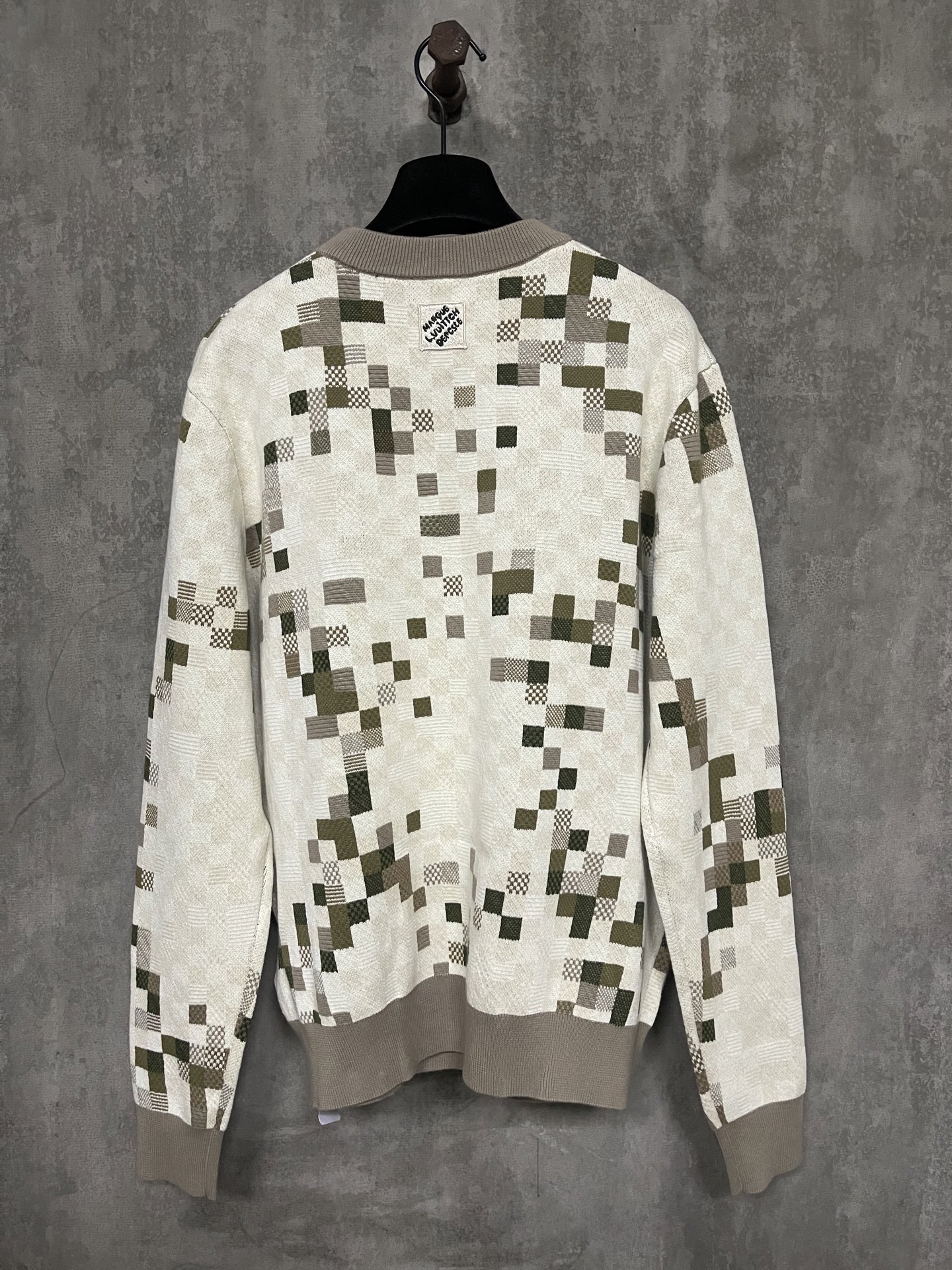 LV 루이비통 카모 마이크로 모자이크 라운드넥 긴팔 티셔츠 의류