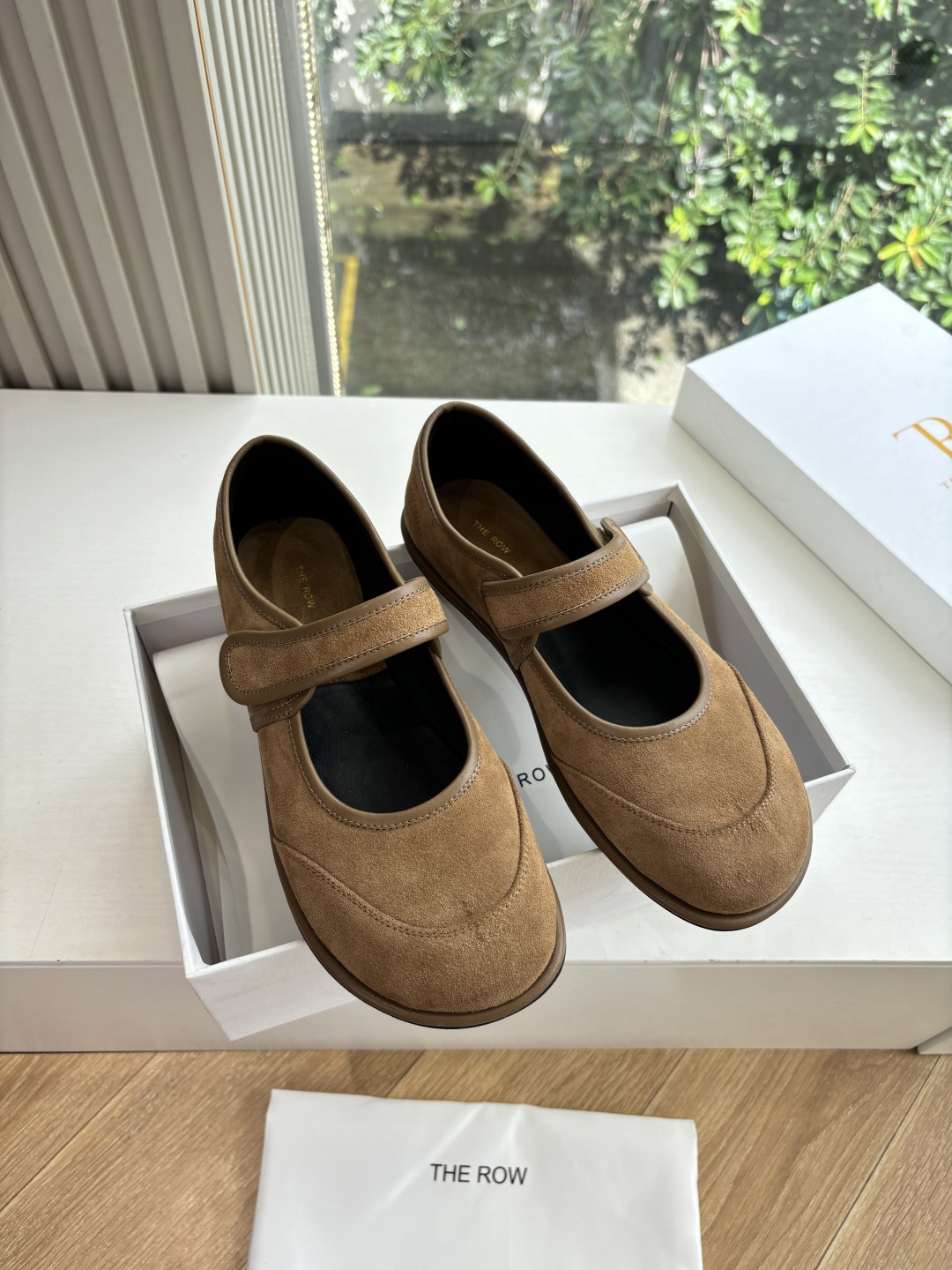 The Row 더 로우 플랫 슈즈 / 댄스 슈즈 / 그레이니 플랫 단화 신발
