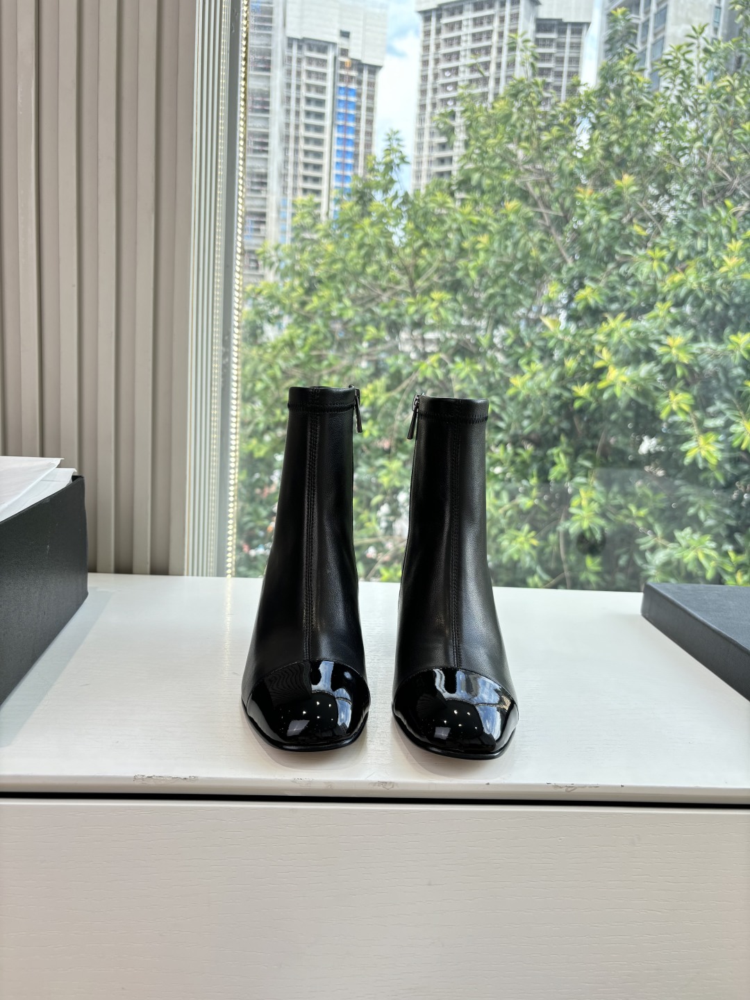 CHANEL 샤넬 첼시 부츠 / 라이더 부츠 / 마틴 부츠 신발