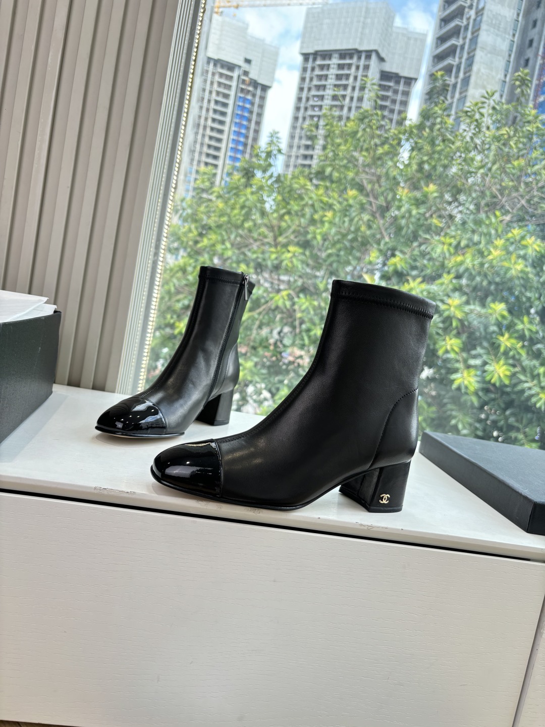 CHANEL 샤넬 첼시 부츠 / 라이더 부츠 / 마틴 부츠 신발