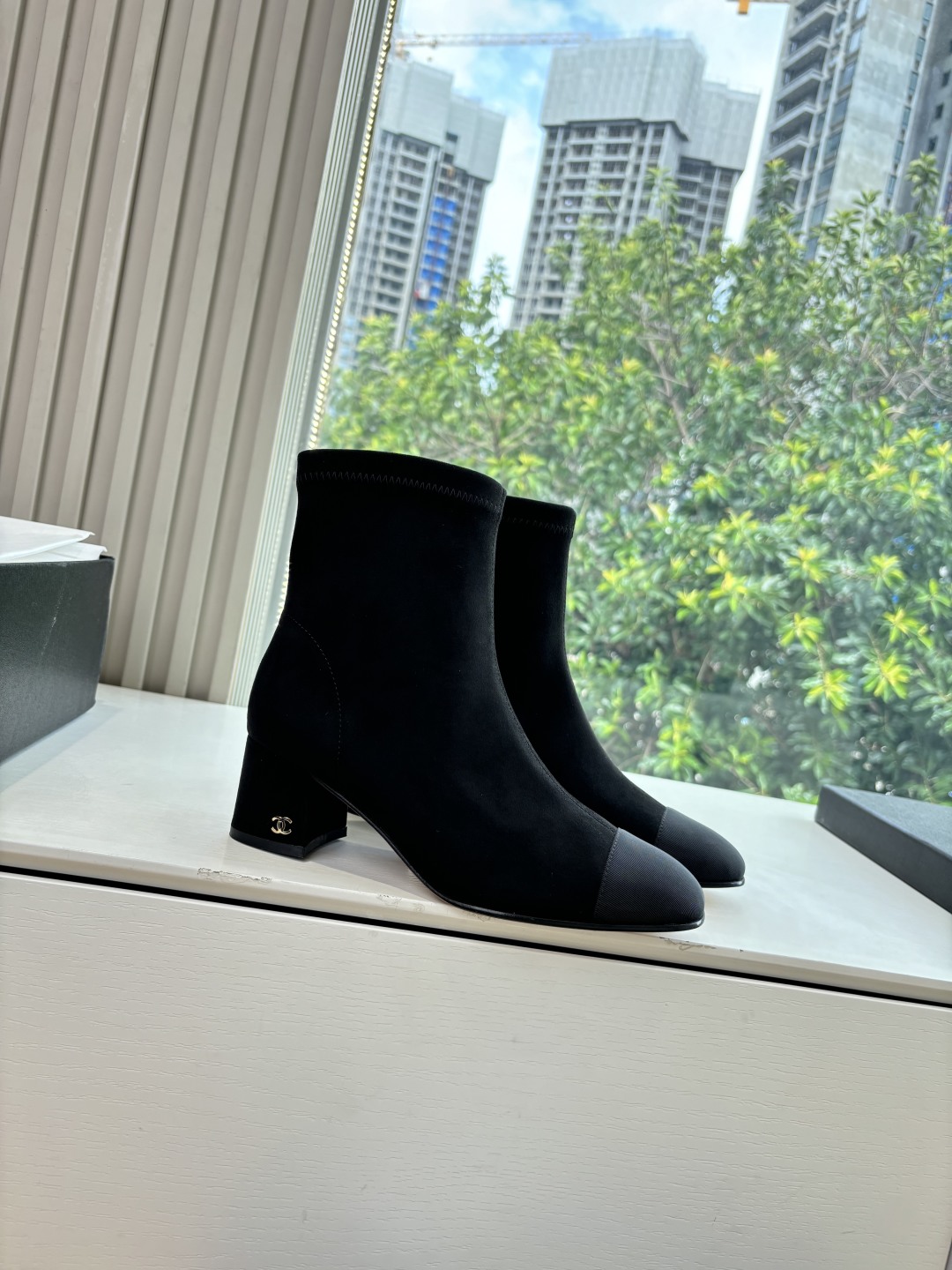 CHANEL 샤넬 첼시 부츠 / 라이더 부츠 / 마틴 부츠 신발