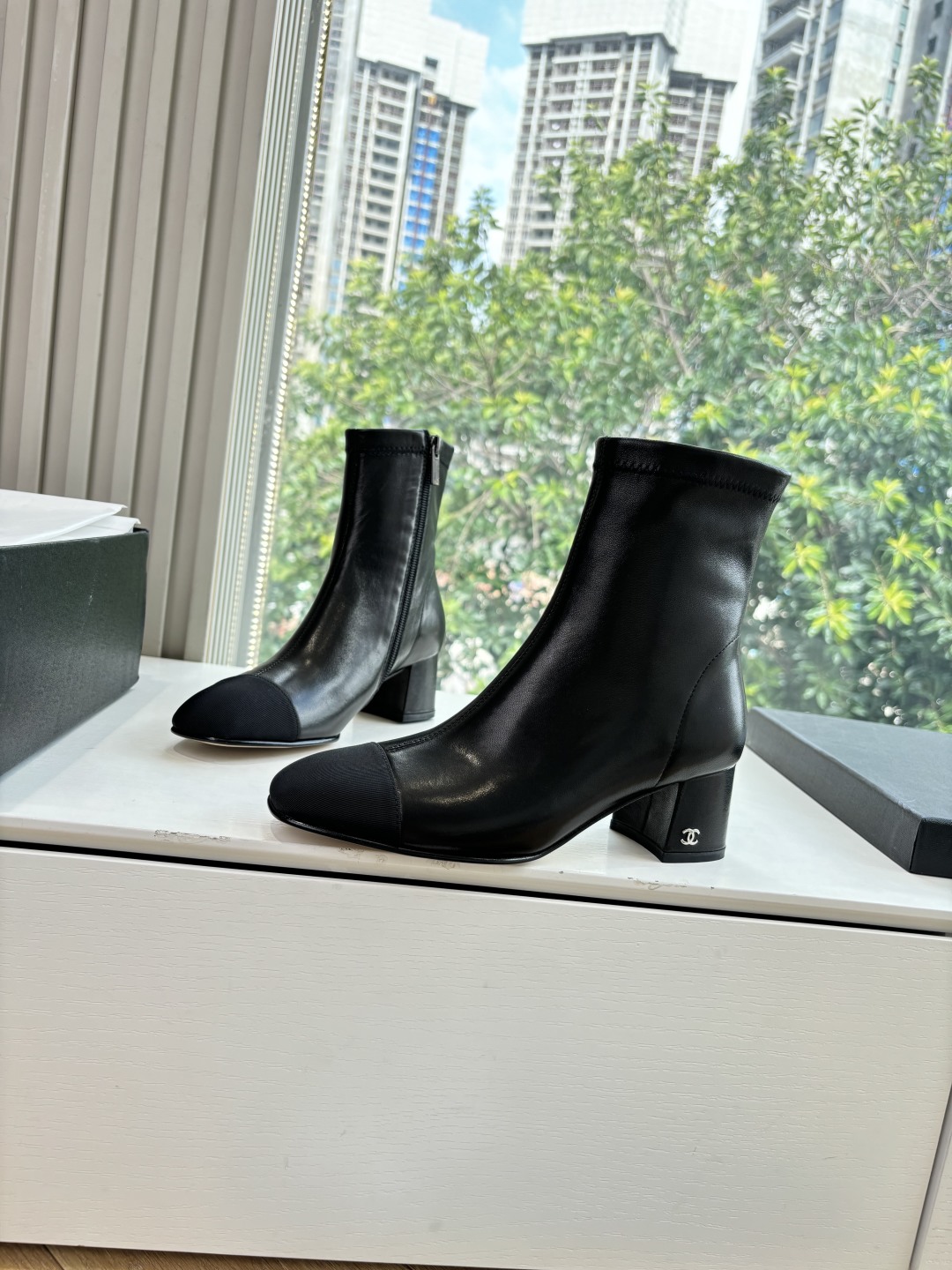 CHANEL 샤넬 첼시 부츠 / 라이더 부츠 / 마틴 부츠 신발