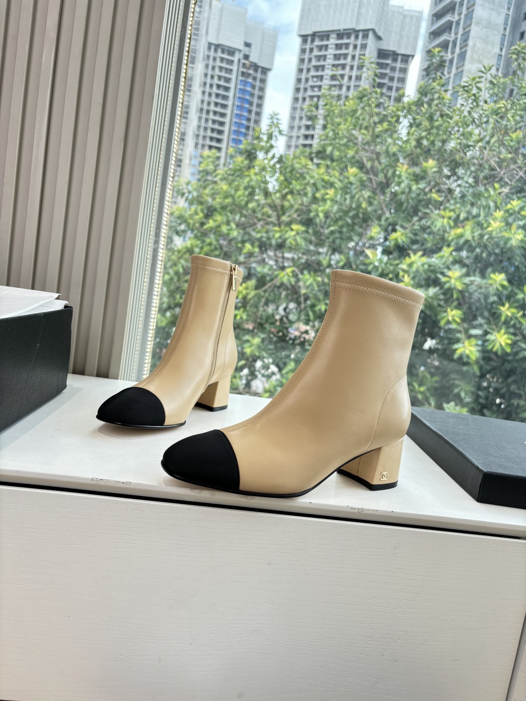 CHANEL 샤넬 첼시 부츠 / 라이더 부츠 / 마틴 부츠 신발