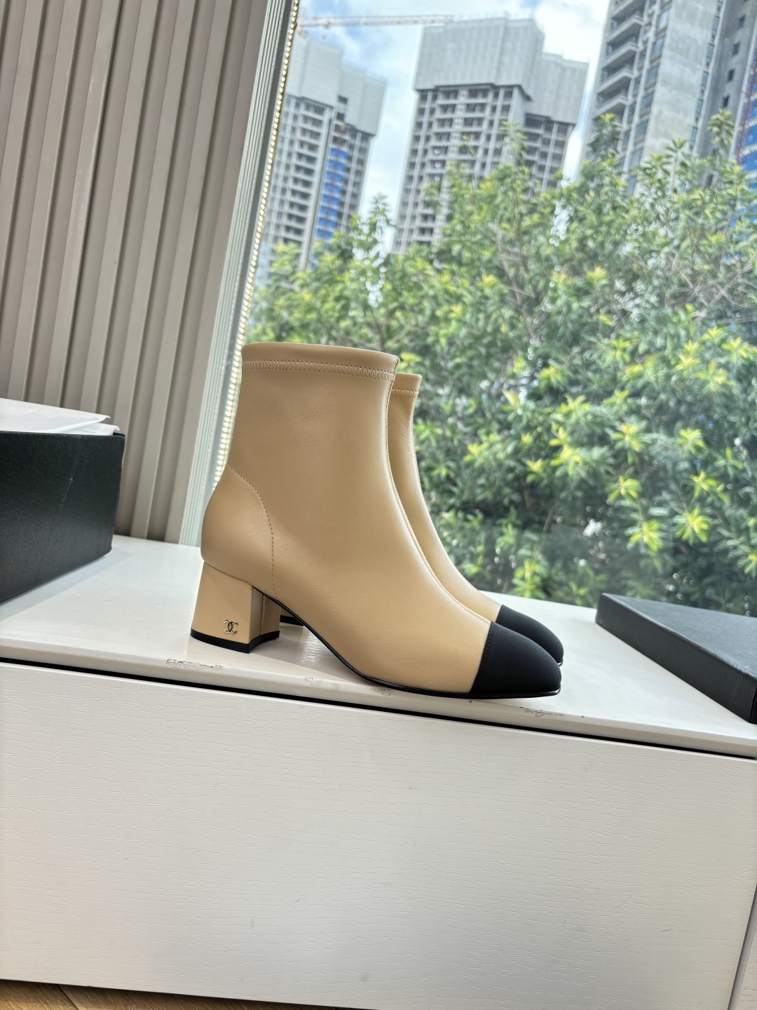 CHANEL 샤넬 첼시 부츠 / 라이더 부츠 / 마틴 부츠 신발