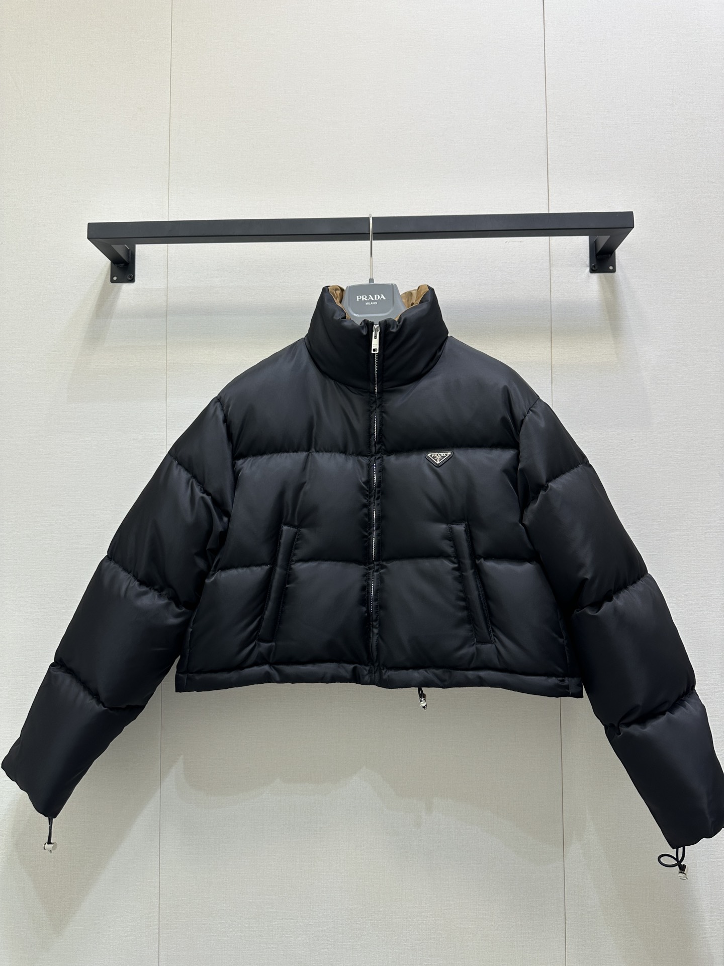 Prada 프라다 하이넥 집업 숏 패딩 점퍼 자켓 의류