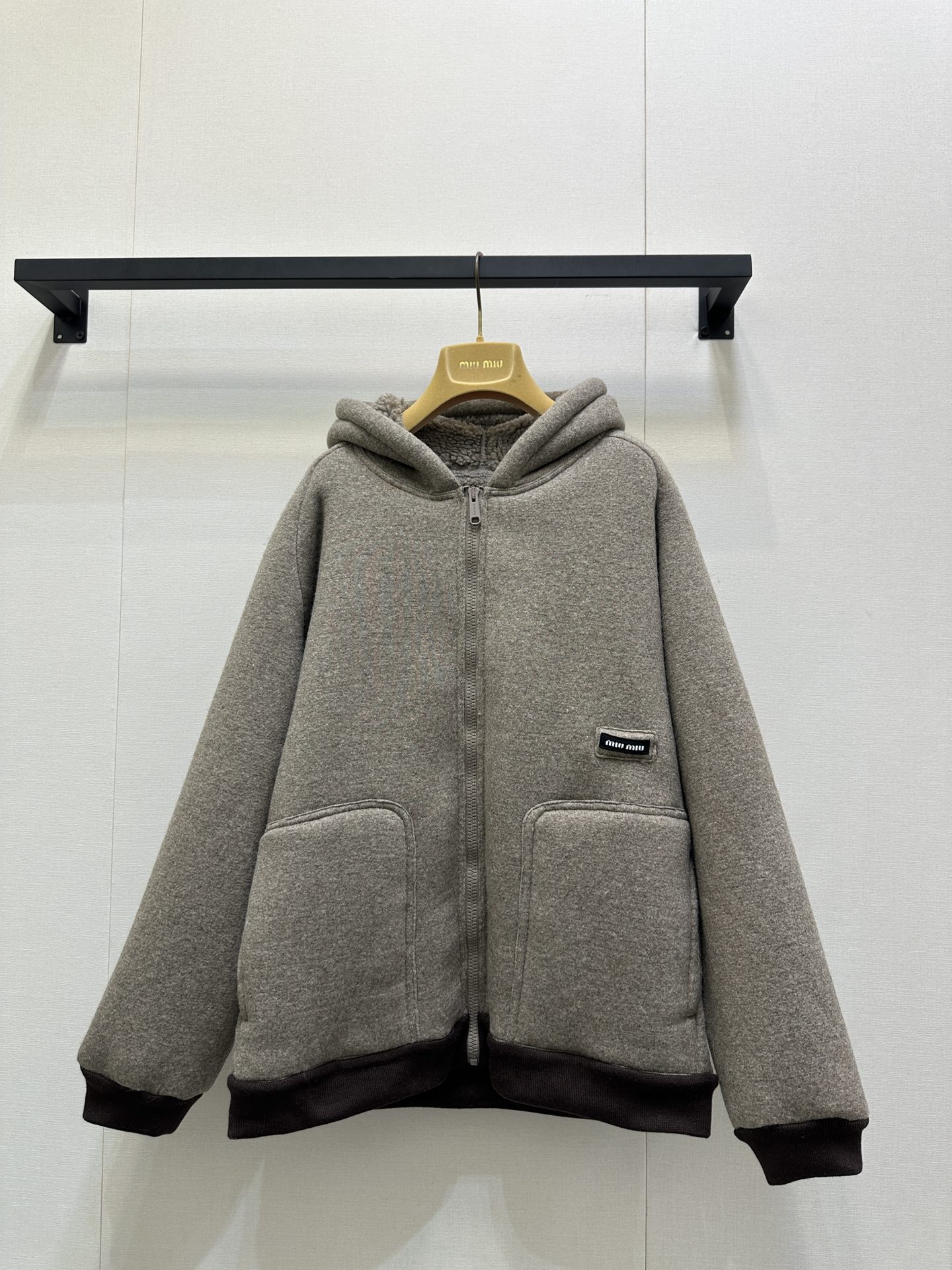 miumiu 미우미우 후리스 플리스 후드 집업 점퍼 자켓 의류