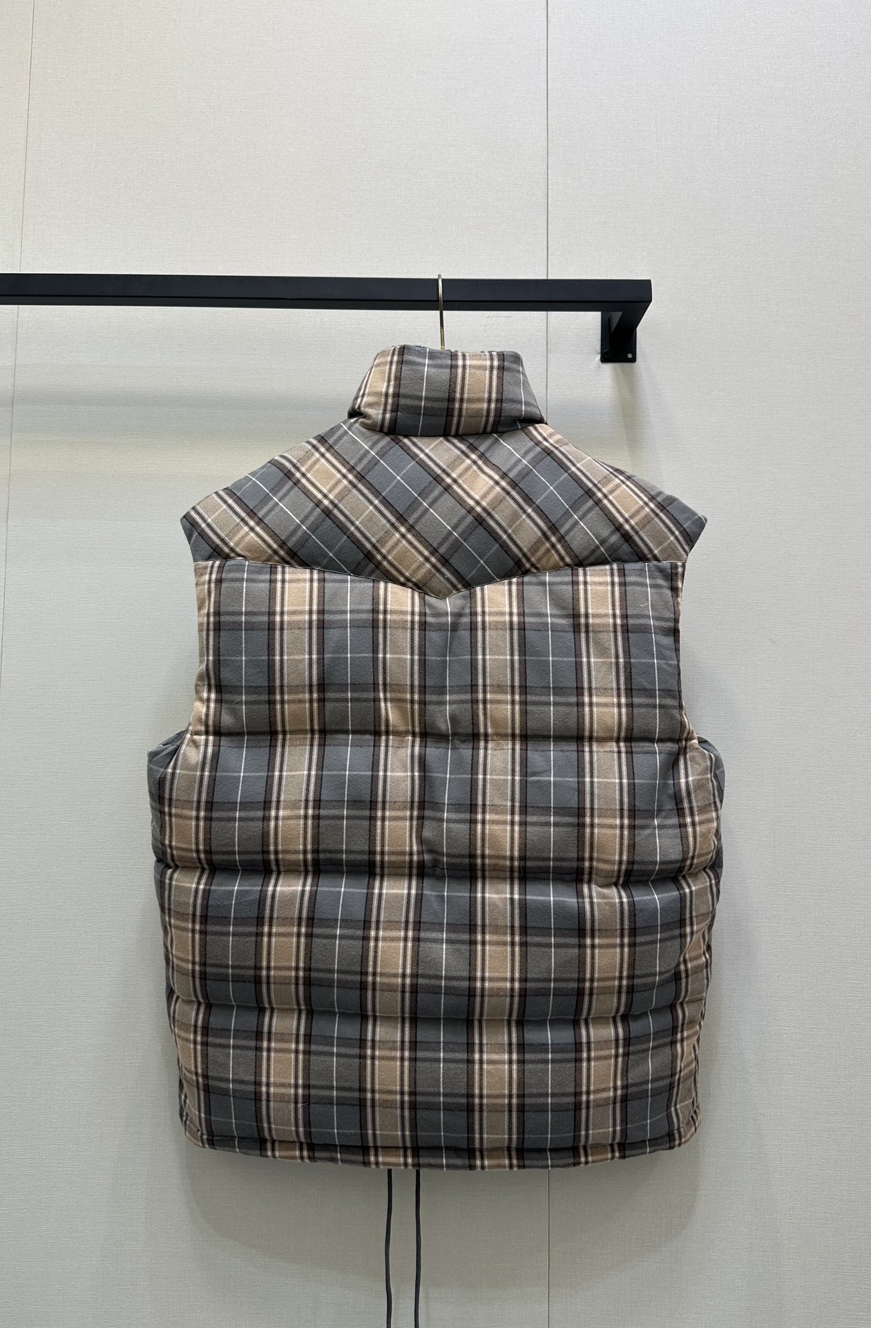 Prada 프라다 체크 하이넥 패딩 베스트 조끼 의류