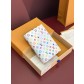 LV × TM 루이비통 화이트 컬러 여권 케이스 지갑