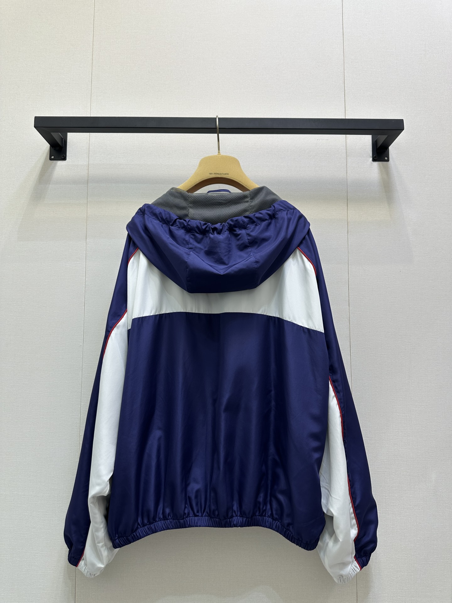 miumiu 미우미우 콜라보 후드 집업 바람막이 자켓 재킷 의류