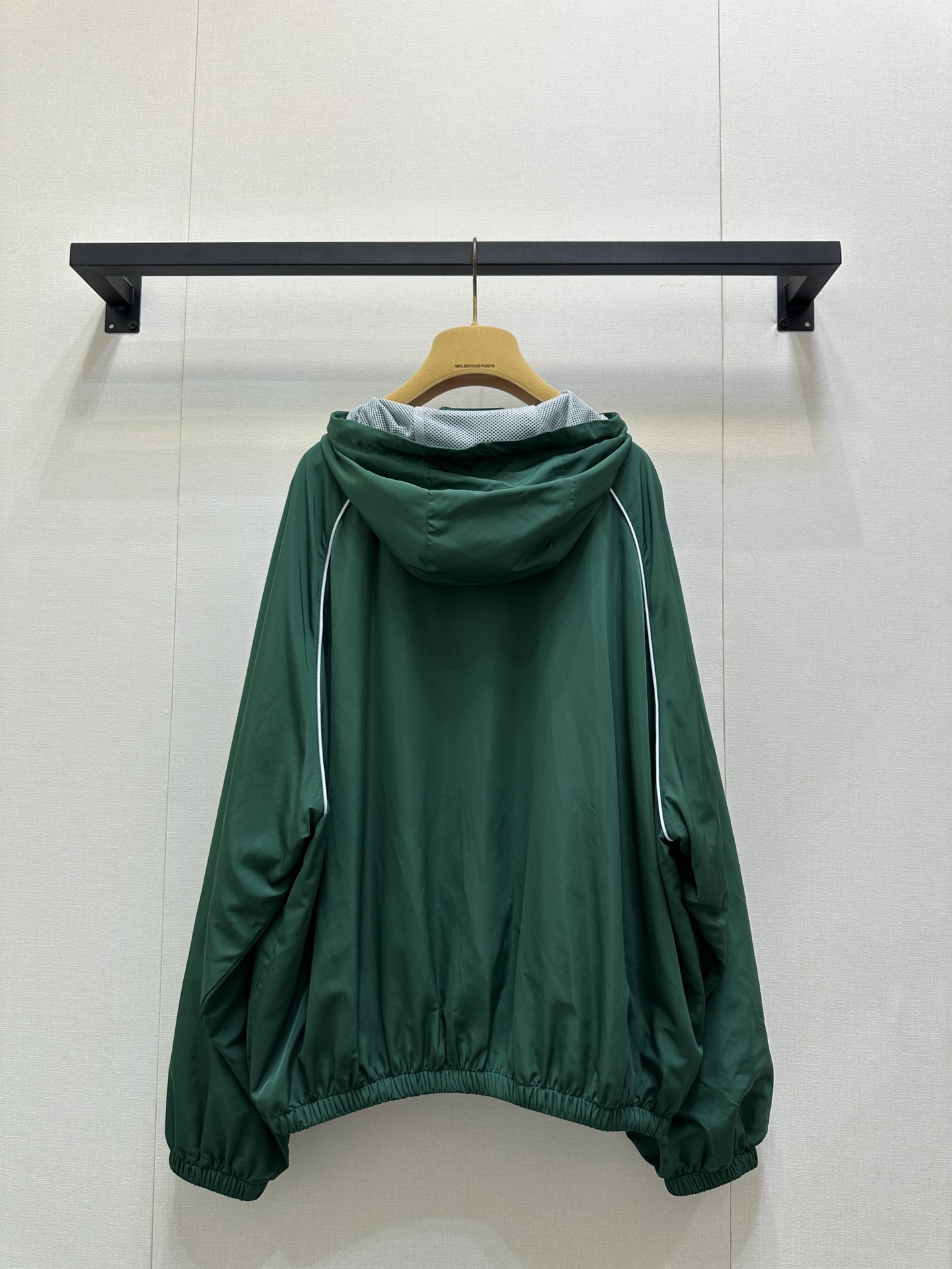 miumiu 미우미우 콜라보 후드 집업 바람막이 자켓 재킷 의류