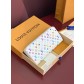 LV × TM 루이비통 화이트 컬러 장지갑 지갑
