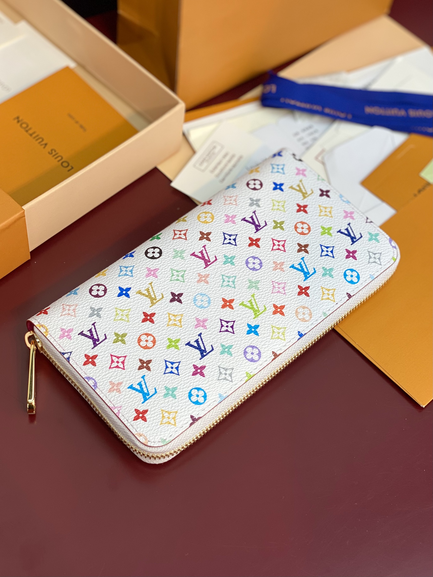 LV × TM 루이비통 화이트 컬러 장지갑 지갑