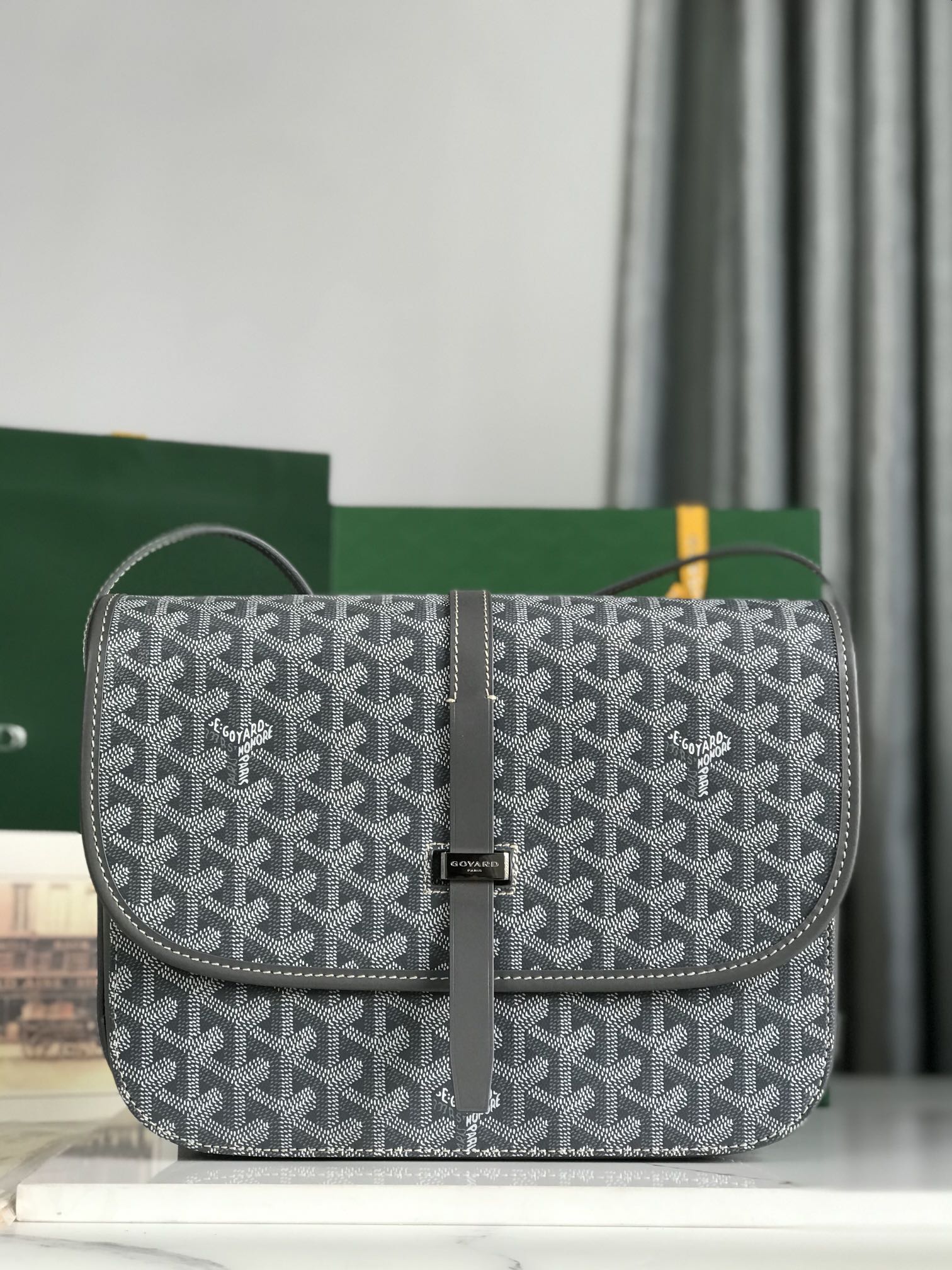 Goyard Belvedere II (벨베데르 2세대) MM 고야드 숄더백 크로스백 가방