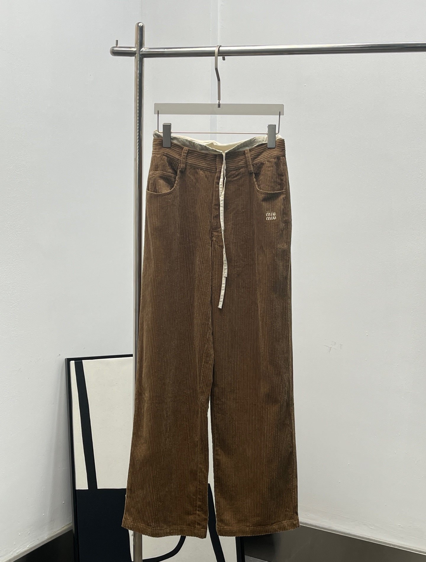 miumiu 미우미우 스트링 배색 코듀로이 와이드 팬츠 바지 의류