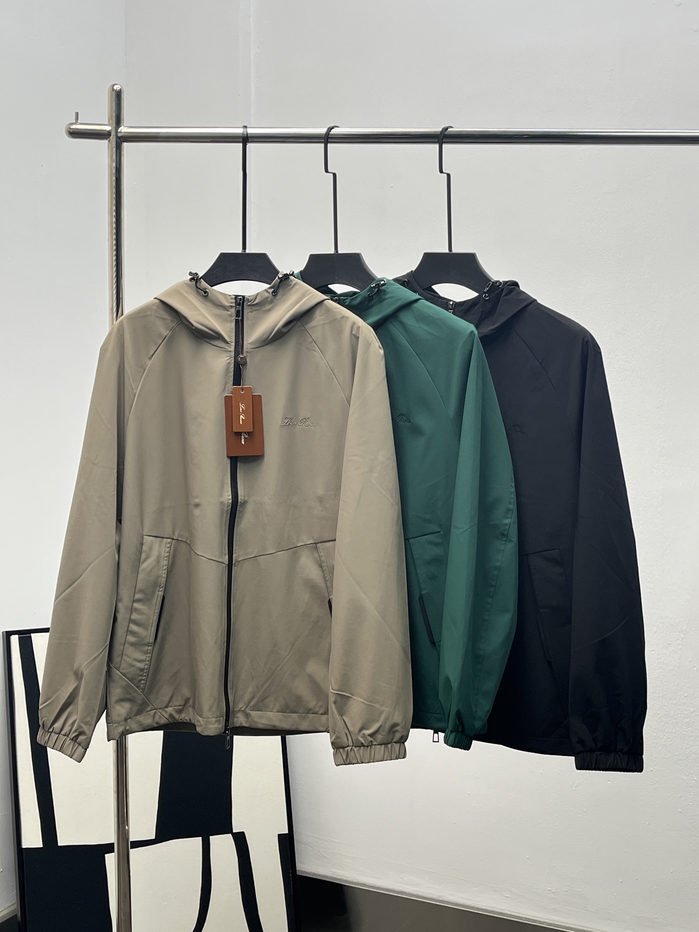 BURBERRY 버버리 후드 집업 바람막이 자켓 재킷 의류