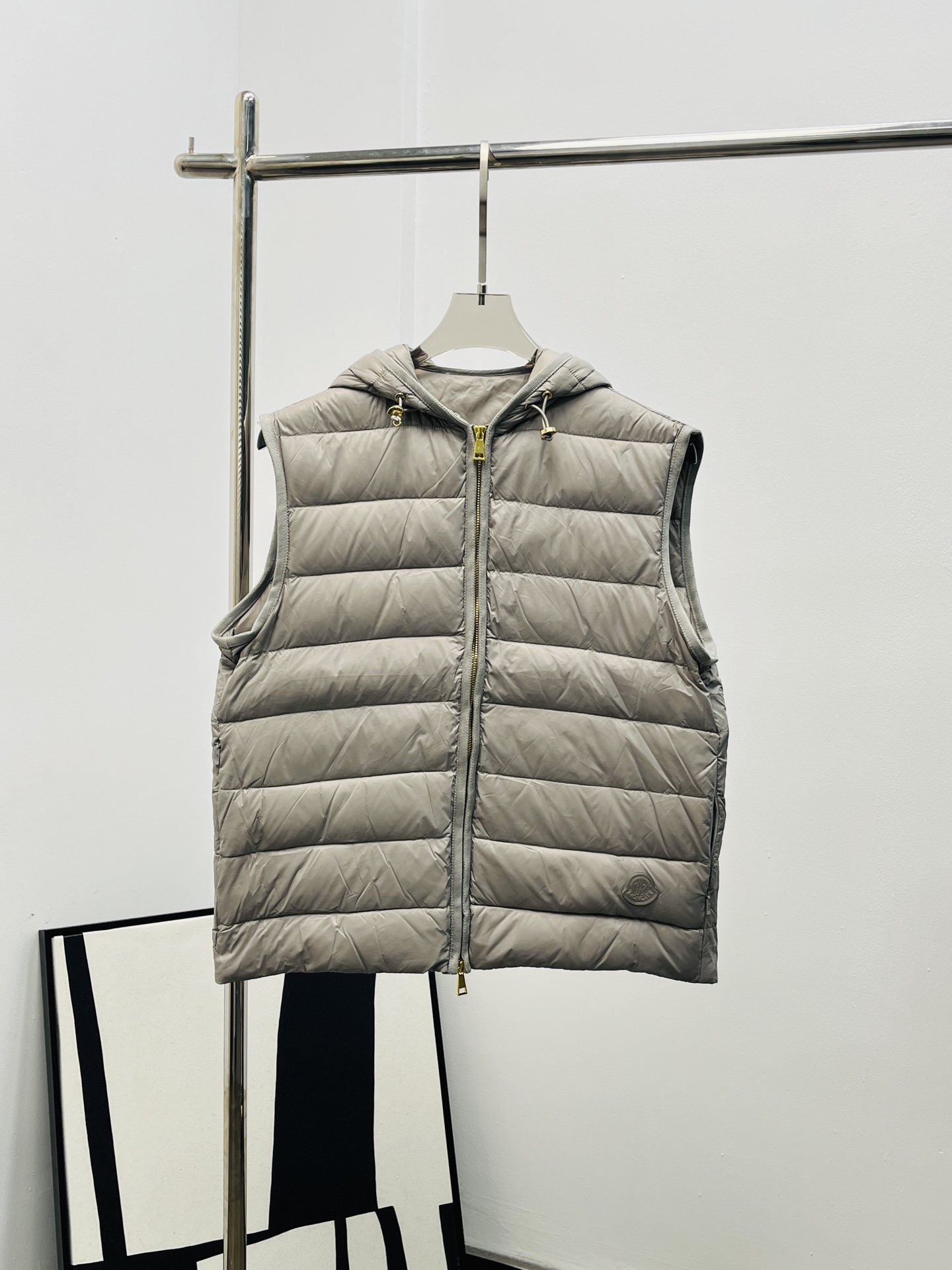 Moncler 몽클레어 몽클레르 사각 퀼팅 후드 패딩 점퍼 자켓 의류