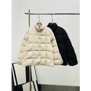 Moncler 몽클레어 몽클레르 장방형 퀼팅 스탠드 카라 다운 재킷 패딩 의류