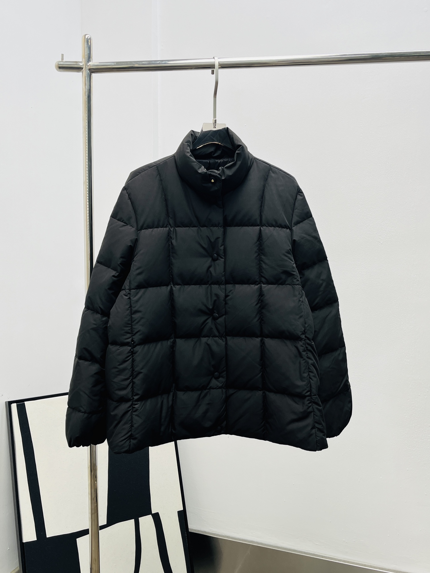Moncler 몽클레어 몽클레르 장방형 퀼팅 스탠드 카라 다운 재킷 패딩 의류