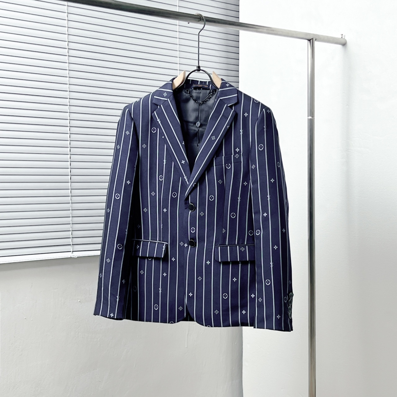 Louis Vuitton LV / 루이비통 정장 자켓 재킷 의류