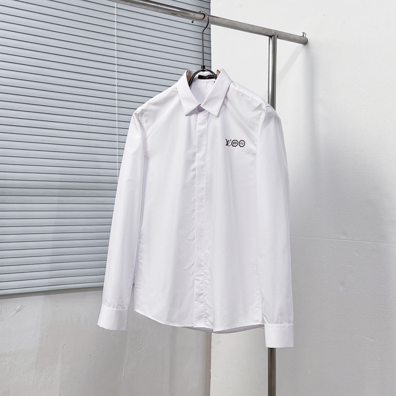 Louis Vuitton LV / 루이비통 셔츠 의류