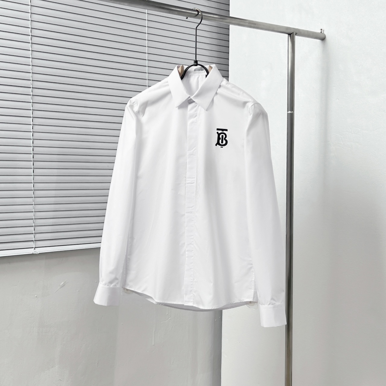 BURBERRY / 버버리 셔츠 의류