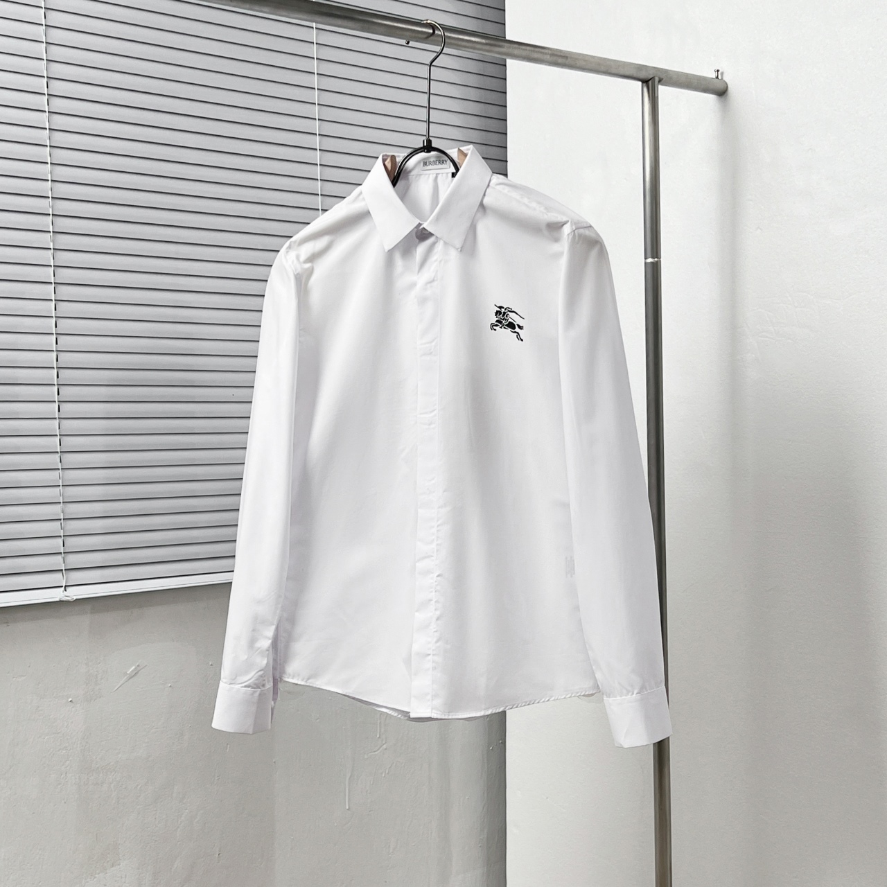 BURBERRY / 버버리 셔츠 의류