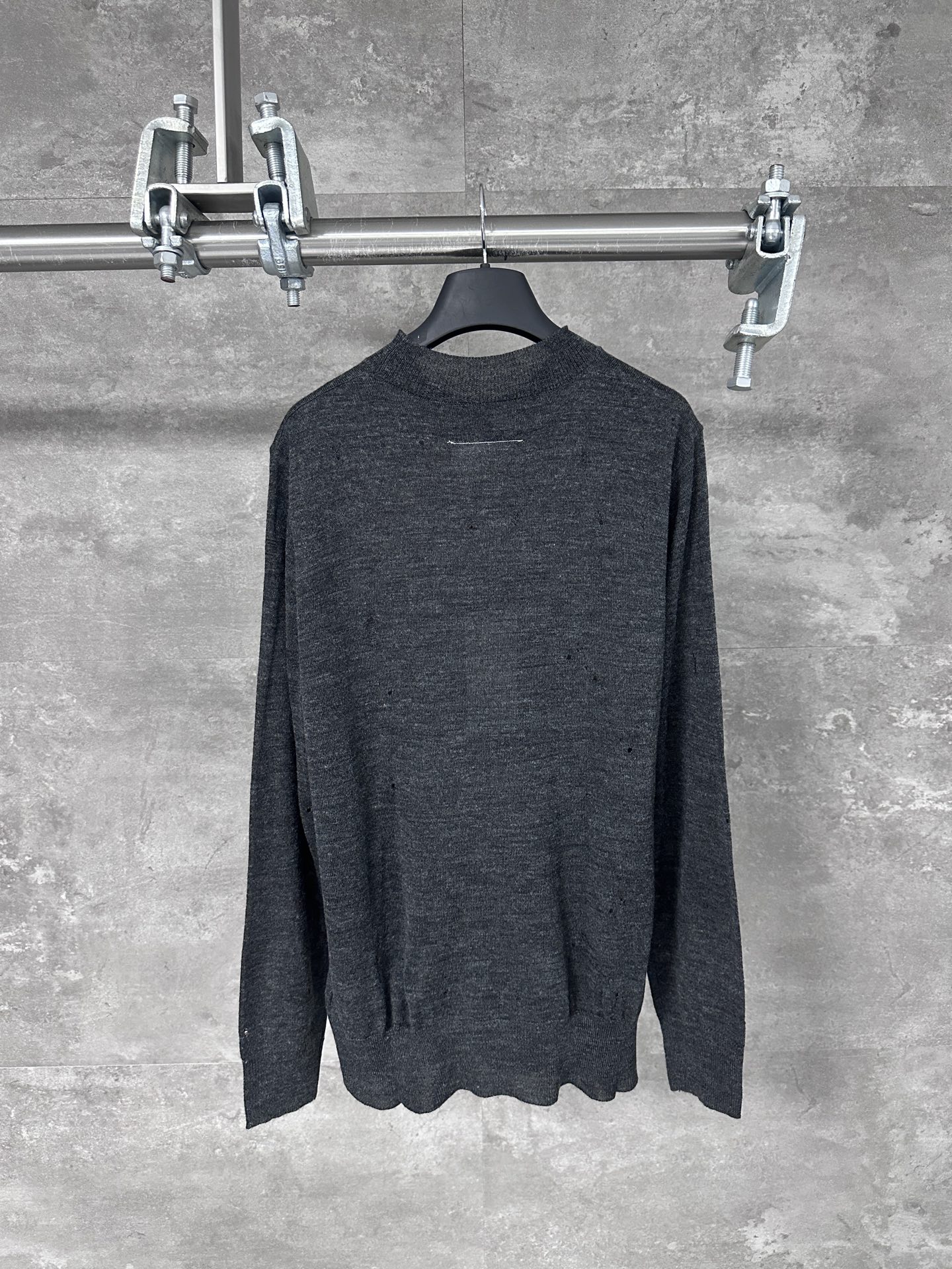 Maison Margiela MM6 메종 마르지엘라 디스트로이드 자카드 울 니트 의류