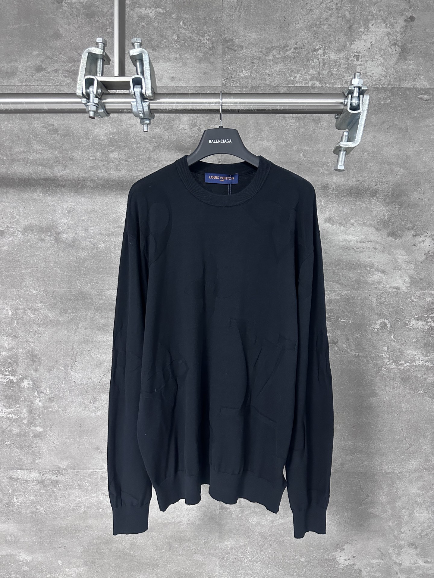 LV 루이비통 엠보 자카드 니트 긴팔 맨투맨 의류