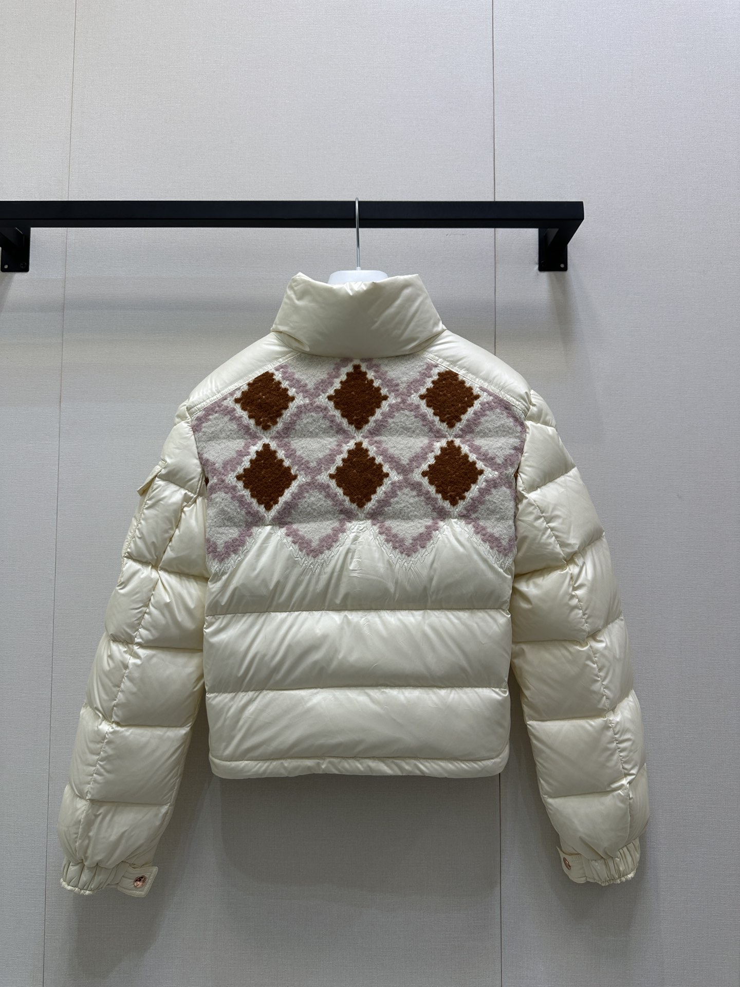 Moncler Megara 몽클레어 몽클레르 자수 숏 패딩 점퍼 자켓 재킷 의류