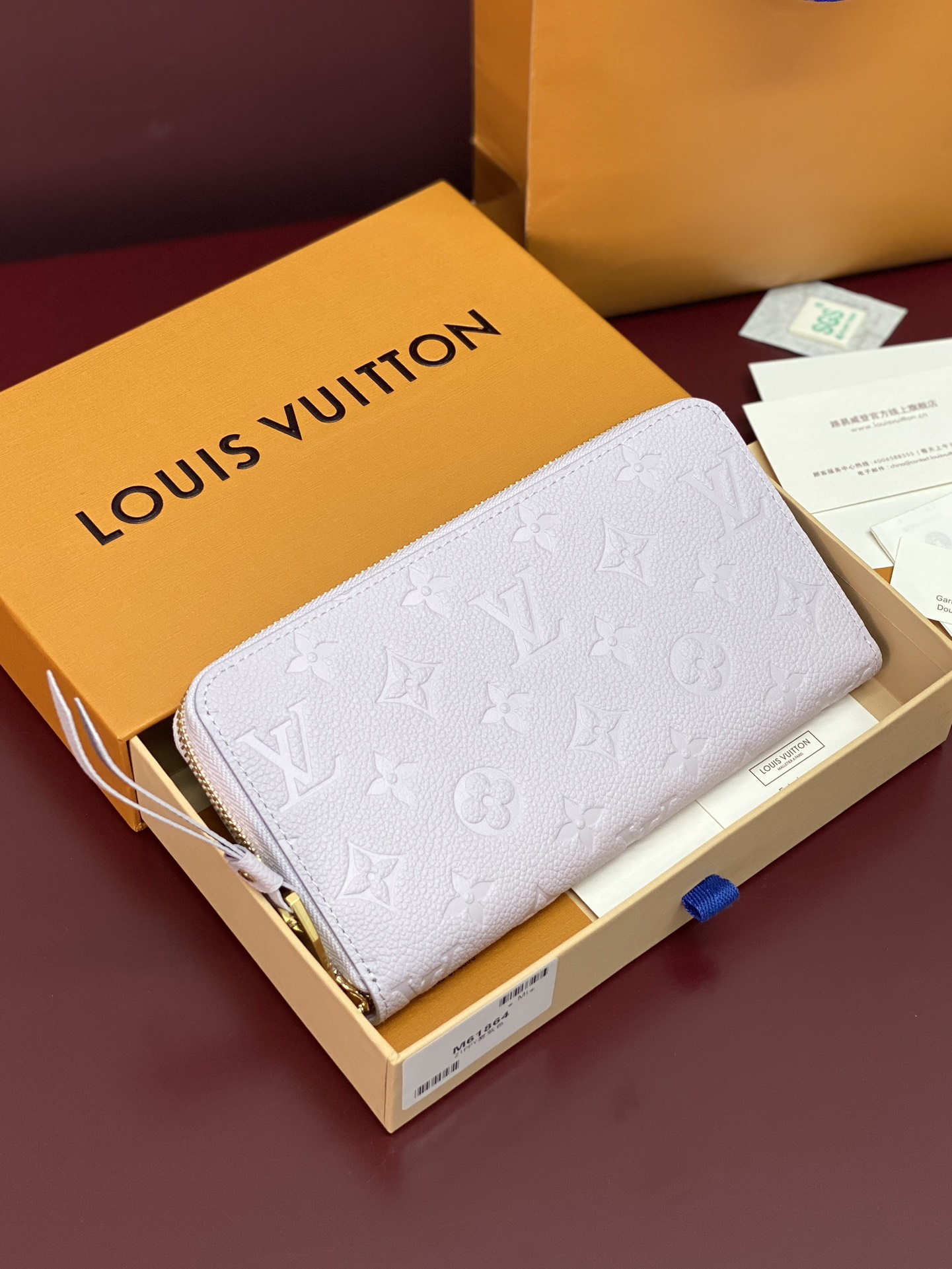 LV 루이비통 M61864 지피 Zippy 지갑 장지갑