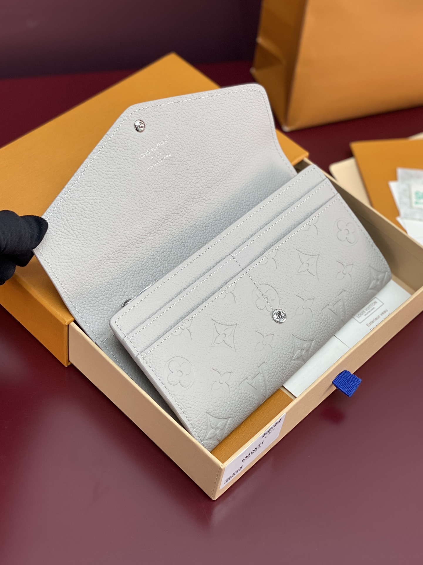 LV 루이비통 M60531 Sarah 지갑