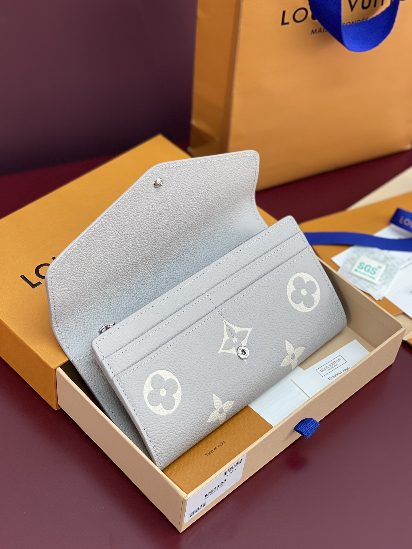 LV 루이비통 M80496 Sarah 지갑