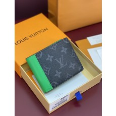 LV 루이비통 M25849 Multiple 지갑
