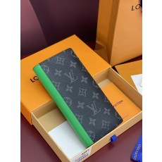 LV 루이비통 M25846 Brazza 지갑