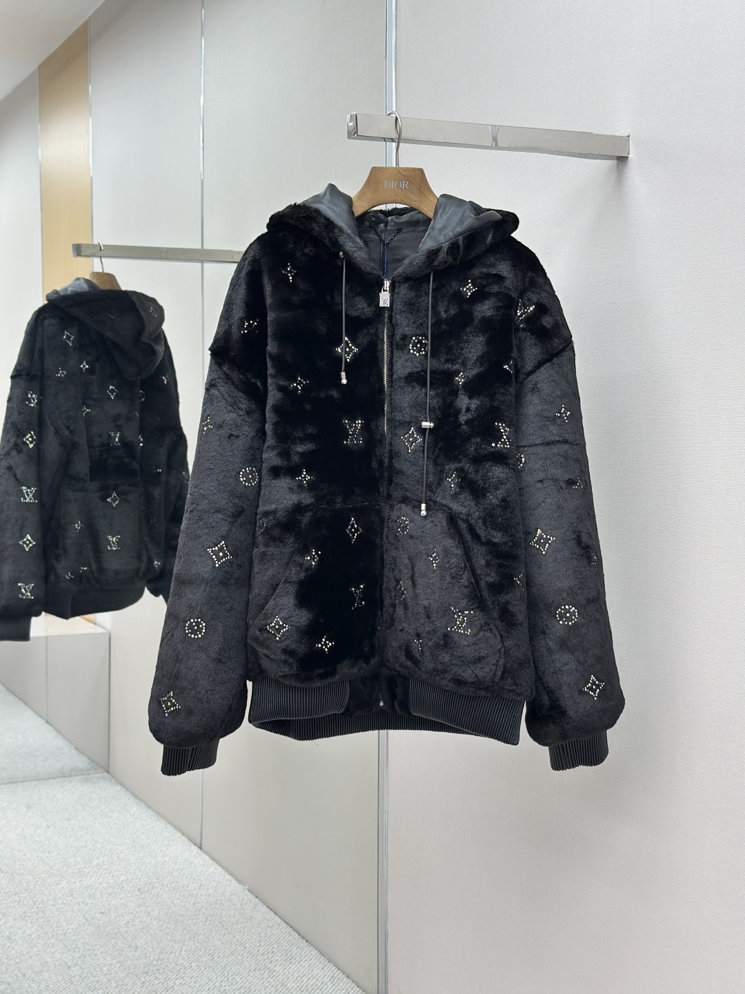 Louis Vuitton LV 루이비통 양모 퍼 라이더 후드 집업 자켓 재킷 의류