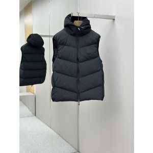 MONCLER 몽클레어 몽클레르 장식 후드 다운 베스트 패딩 조끼 의류
