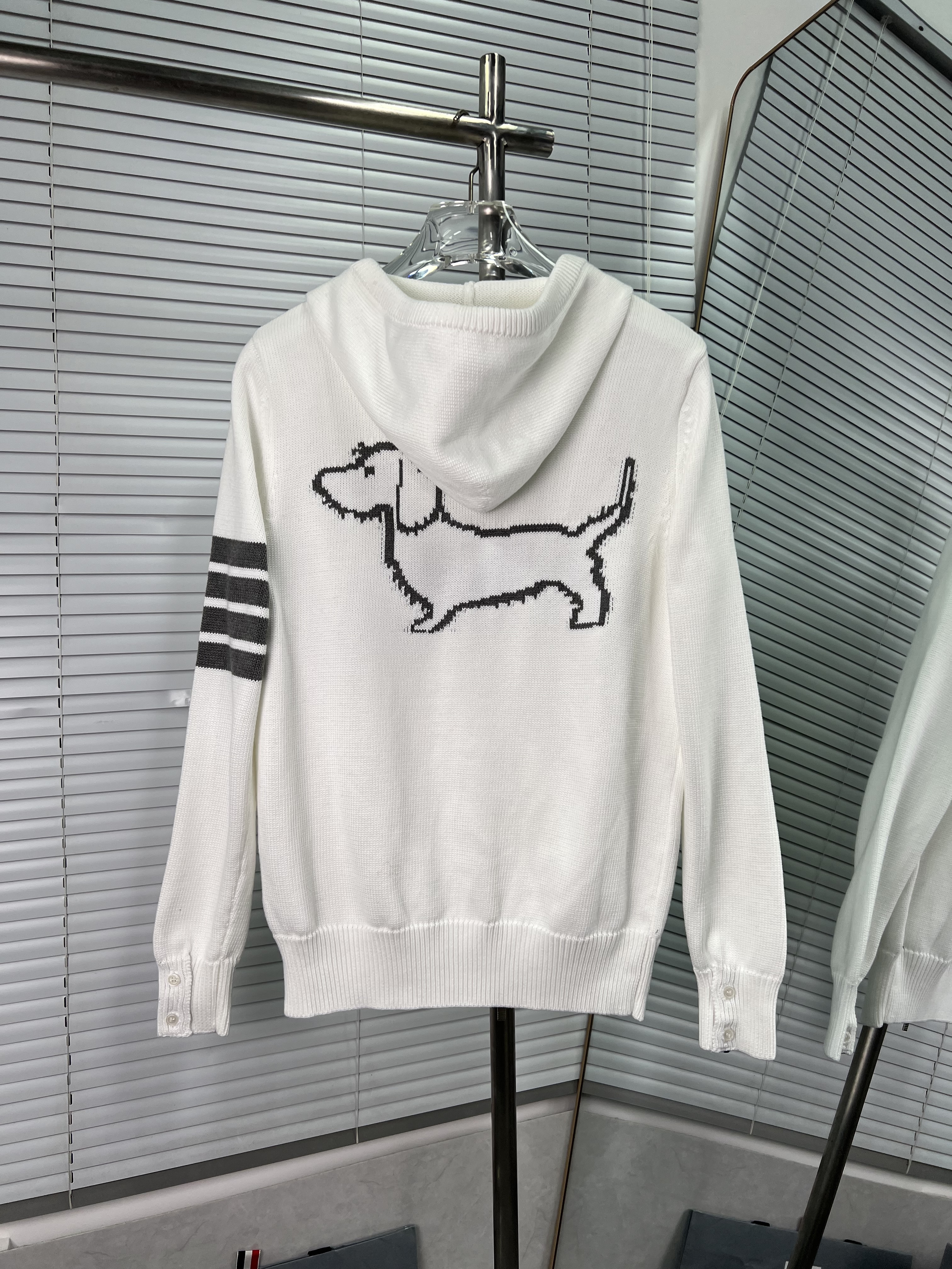 THOM BROWNE TB 톰브라운 후드 집업 자켓 재킷 의류