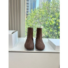 The Row 더 로우 플랫 앵클 부츠 신발