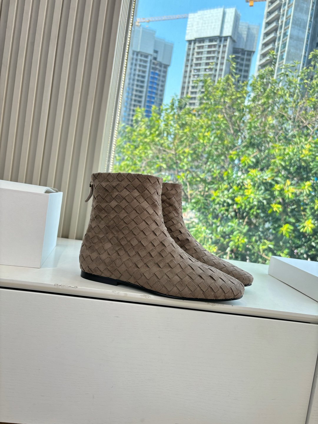 The Row 더 로우 플랫 앵클 부츠 신발