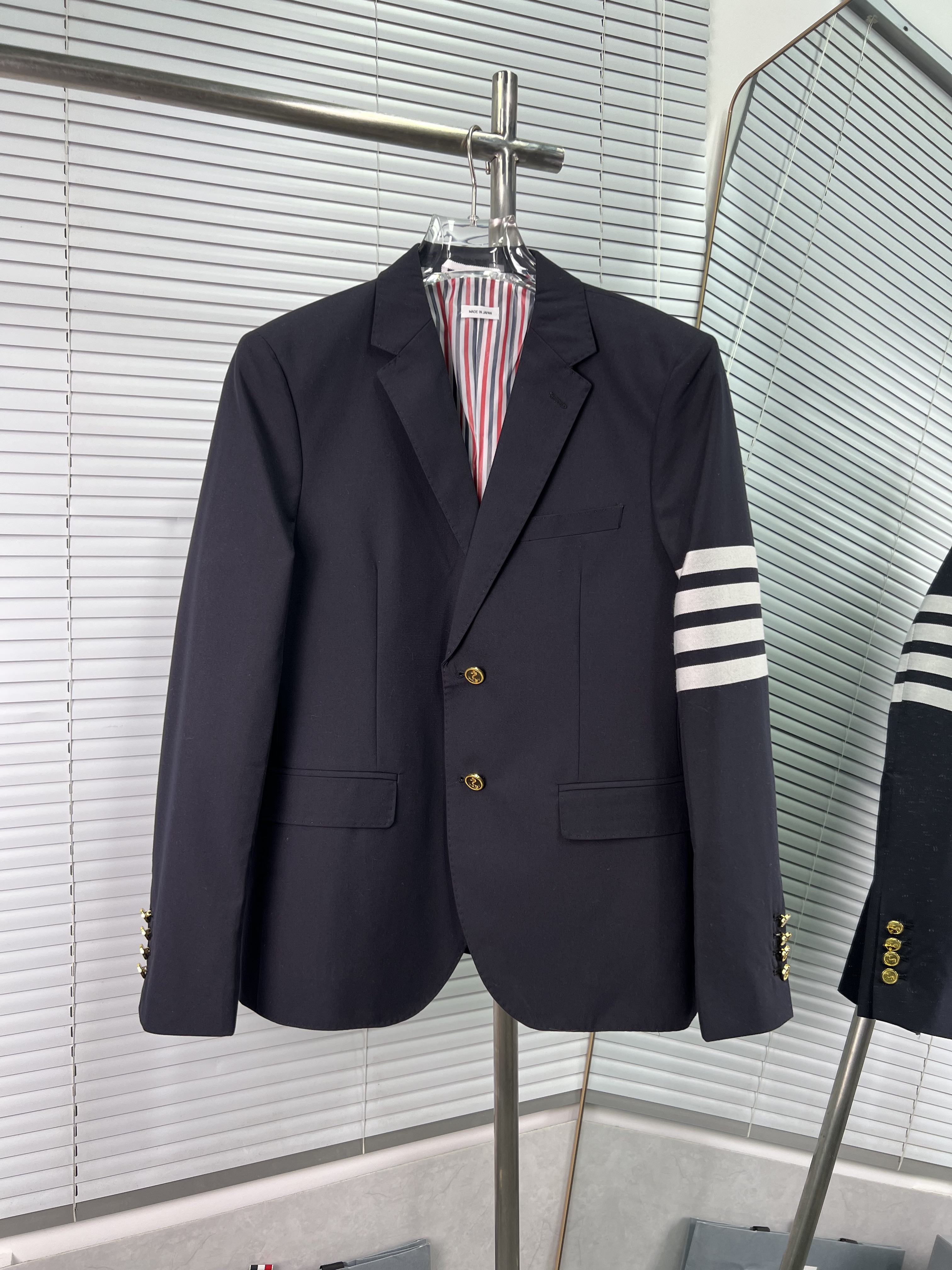 Thom Browne 톰브라운 클래식 스트라이프 울 수트 정장 자켓 재킷 의류