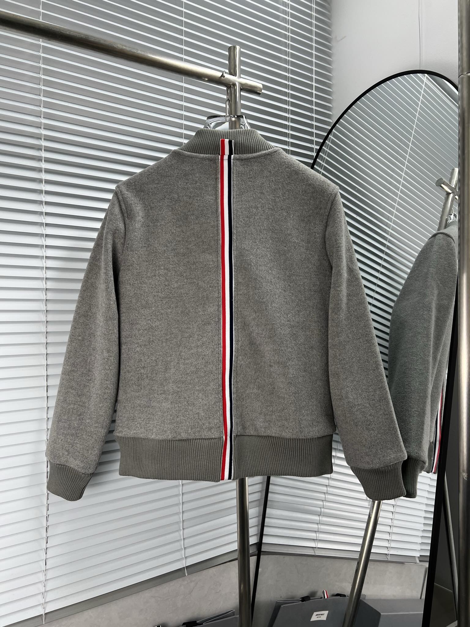 Thom Browne 톰브라운 후면 리본 울 봄버 자켓 재킷 의류