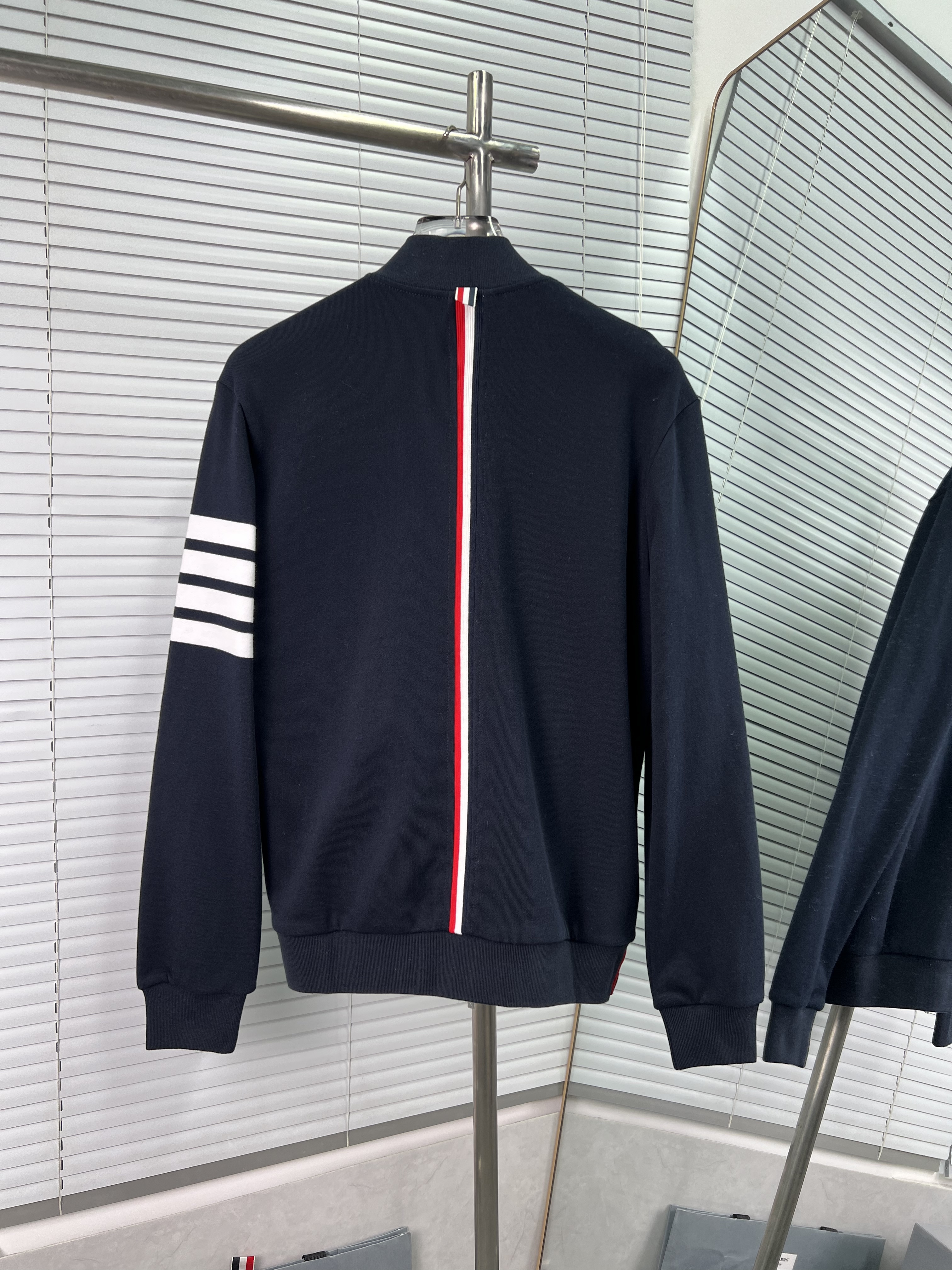 Thom Browne 톰브라운 블루종 자켓 재킷 의류