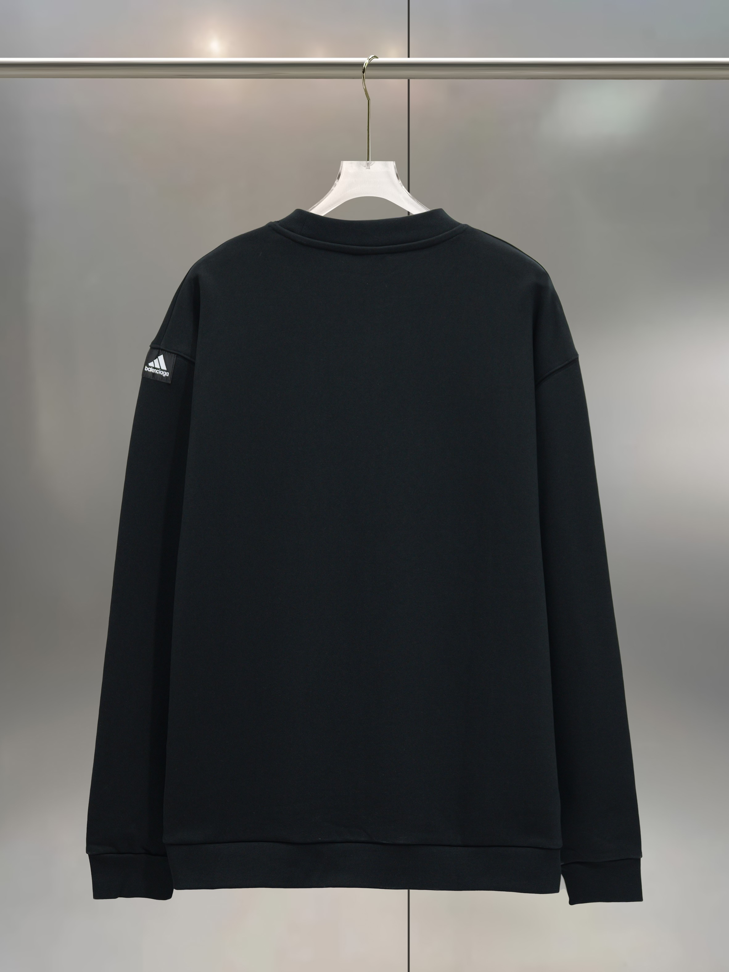 Balenciaga x Adidas 발렌시아가 콜라보 긴팔 자수 맨투맨 티셔츠 의류