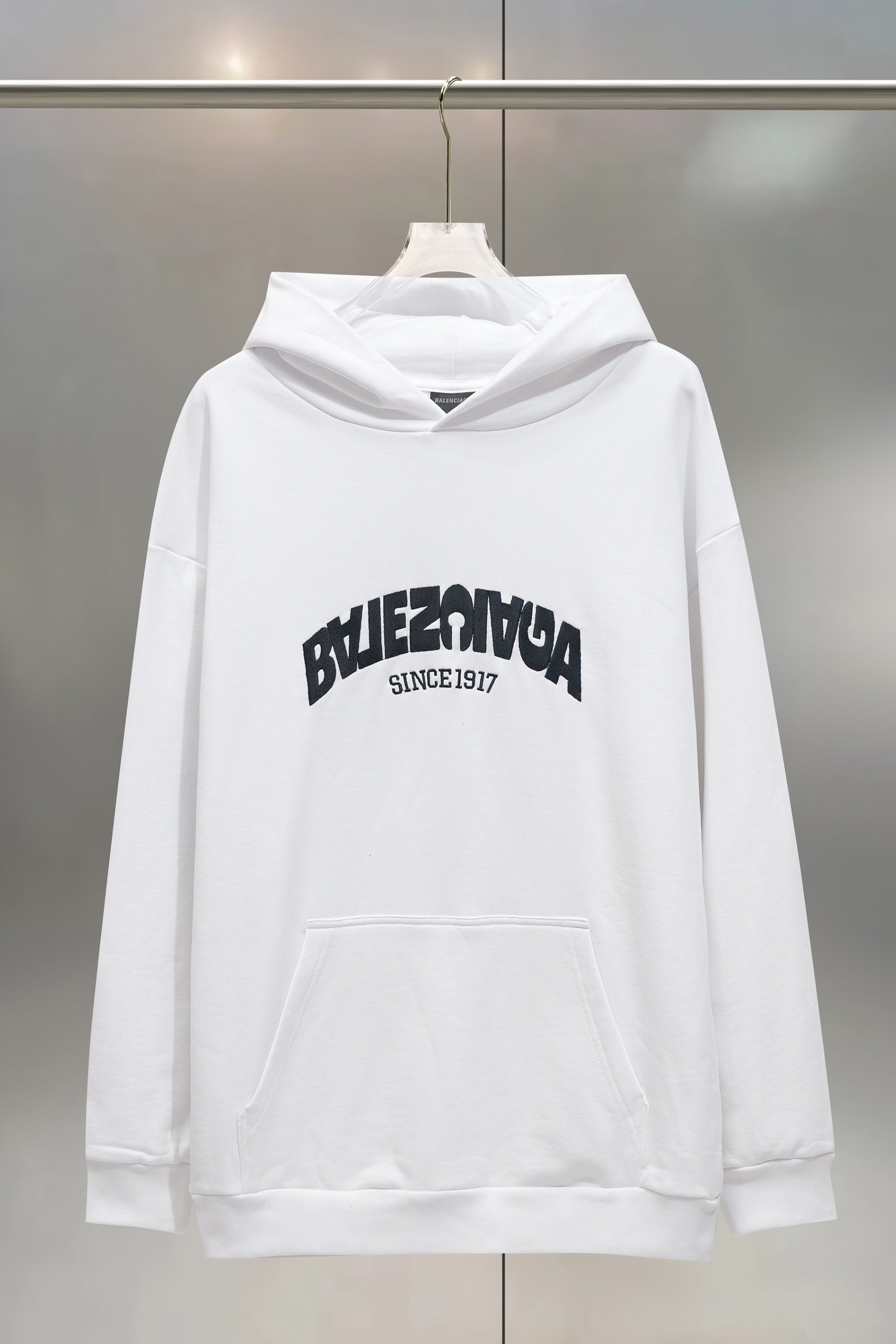 Balenciaga 발렌시아가 로고 자수 후드티 의류