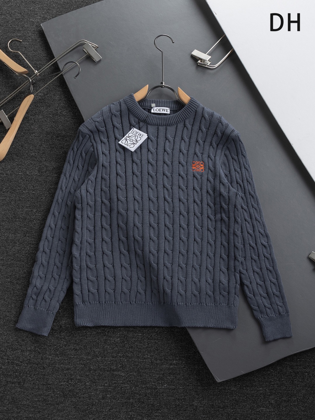LOEWE 로에베 긴팔 니트 의류