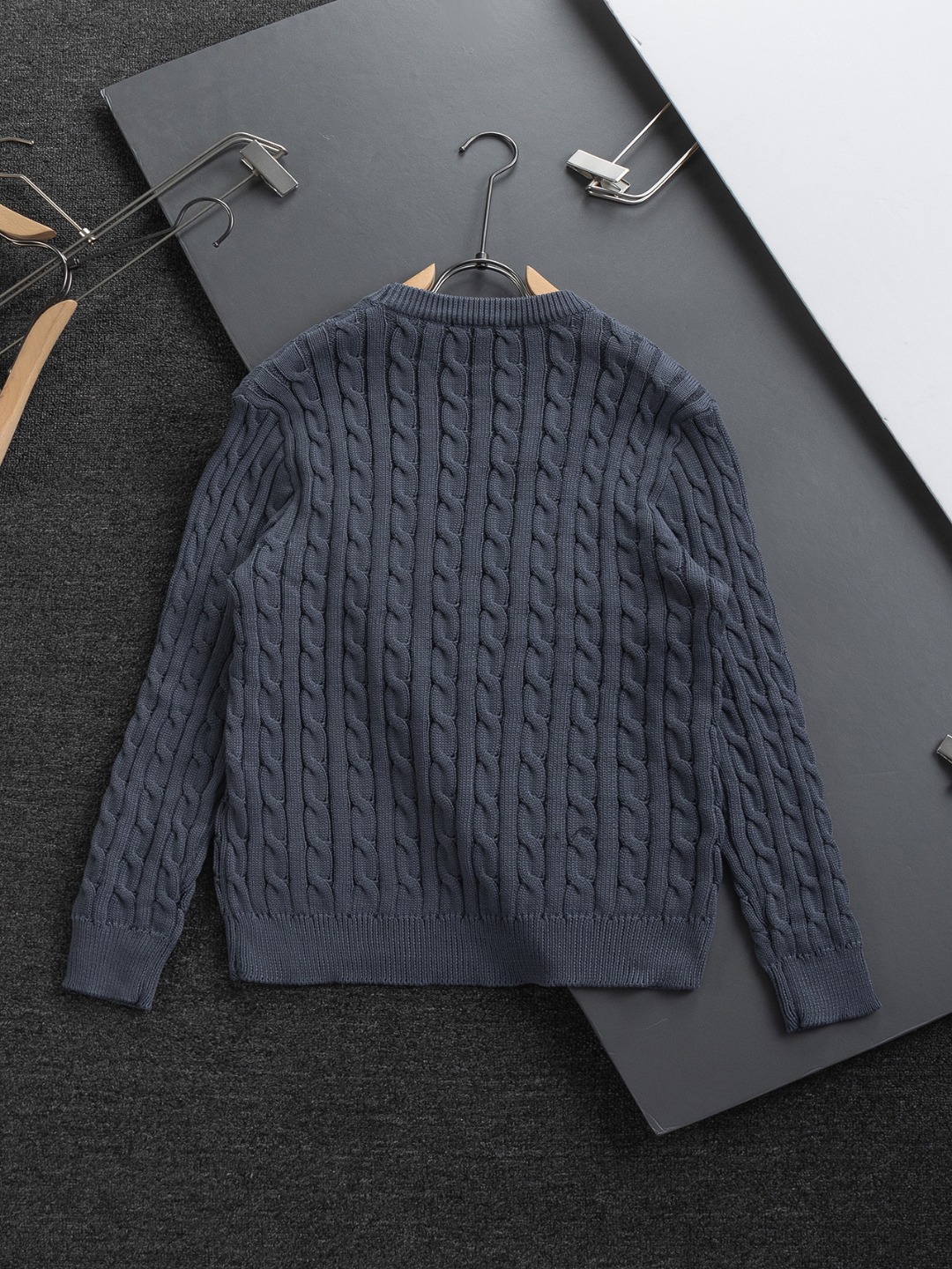 LOEWE 로에베 긴팔 니트 의류