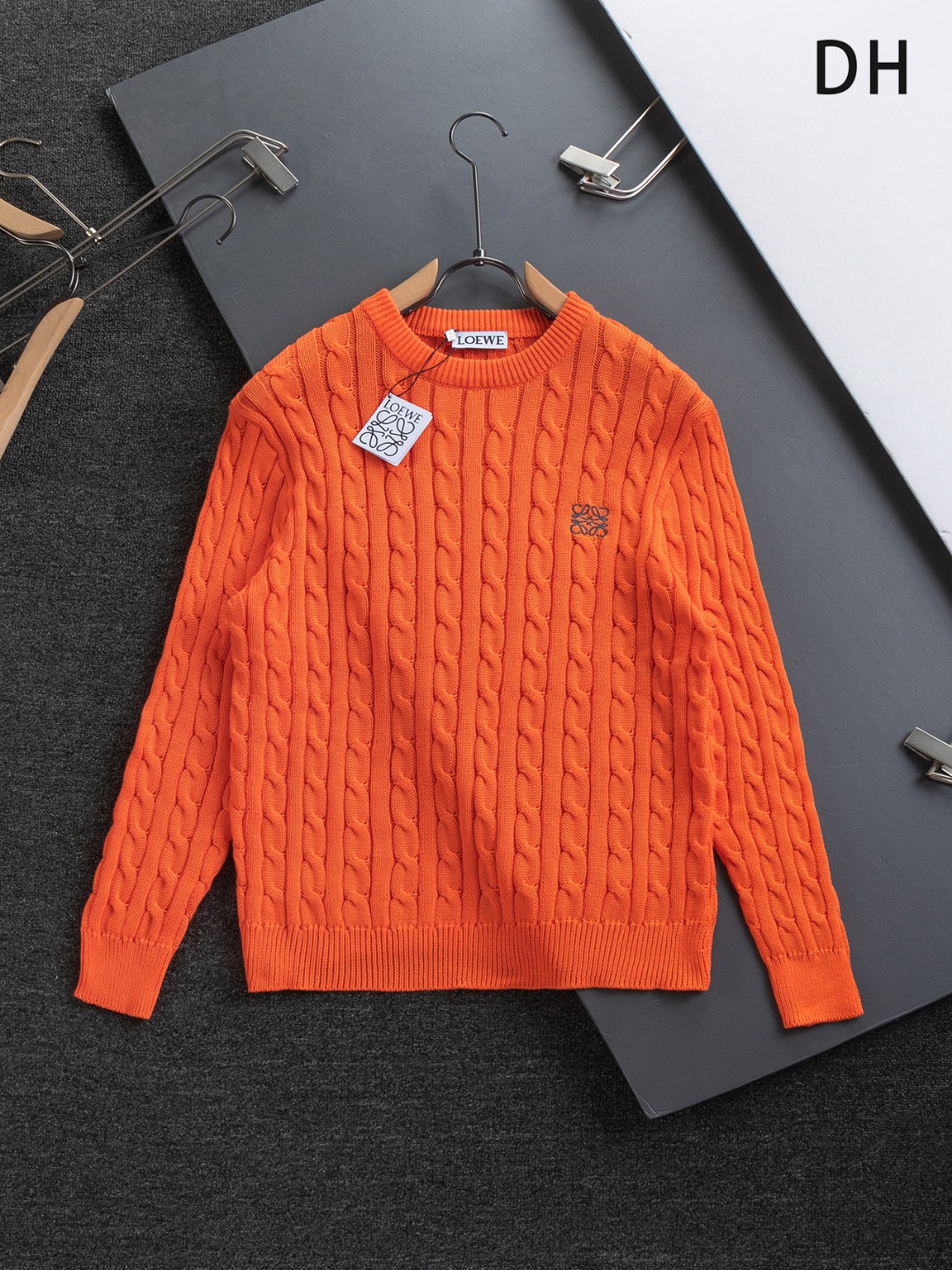 LOEWE 로에베 긴팔 니트 의류