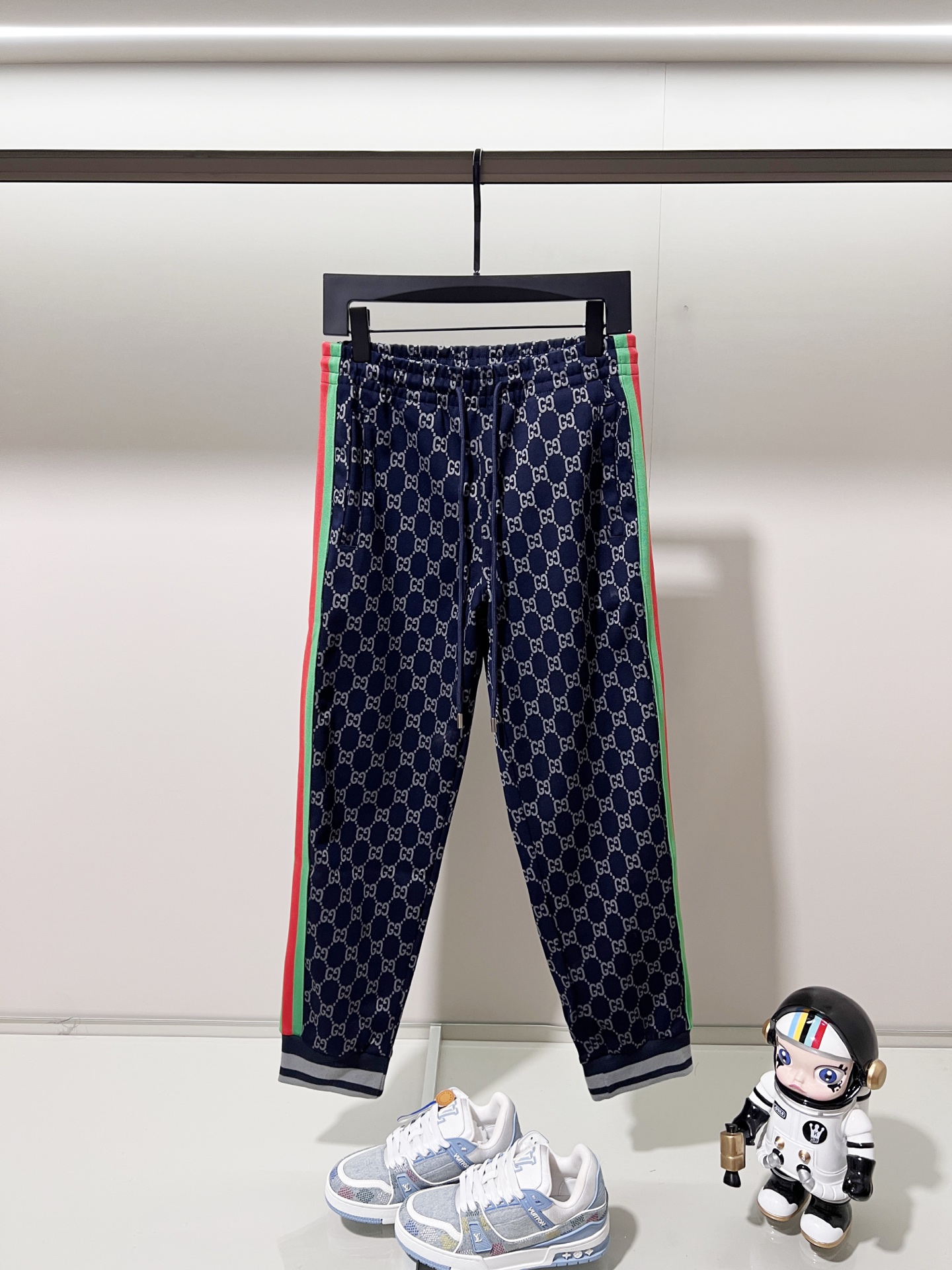 GUCCI 구찌 GG 로고 트랙 팬츠 바지 의류