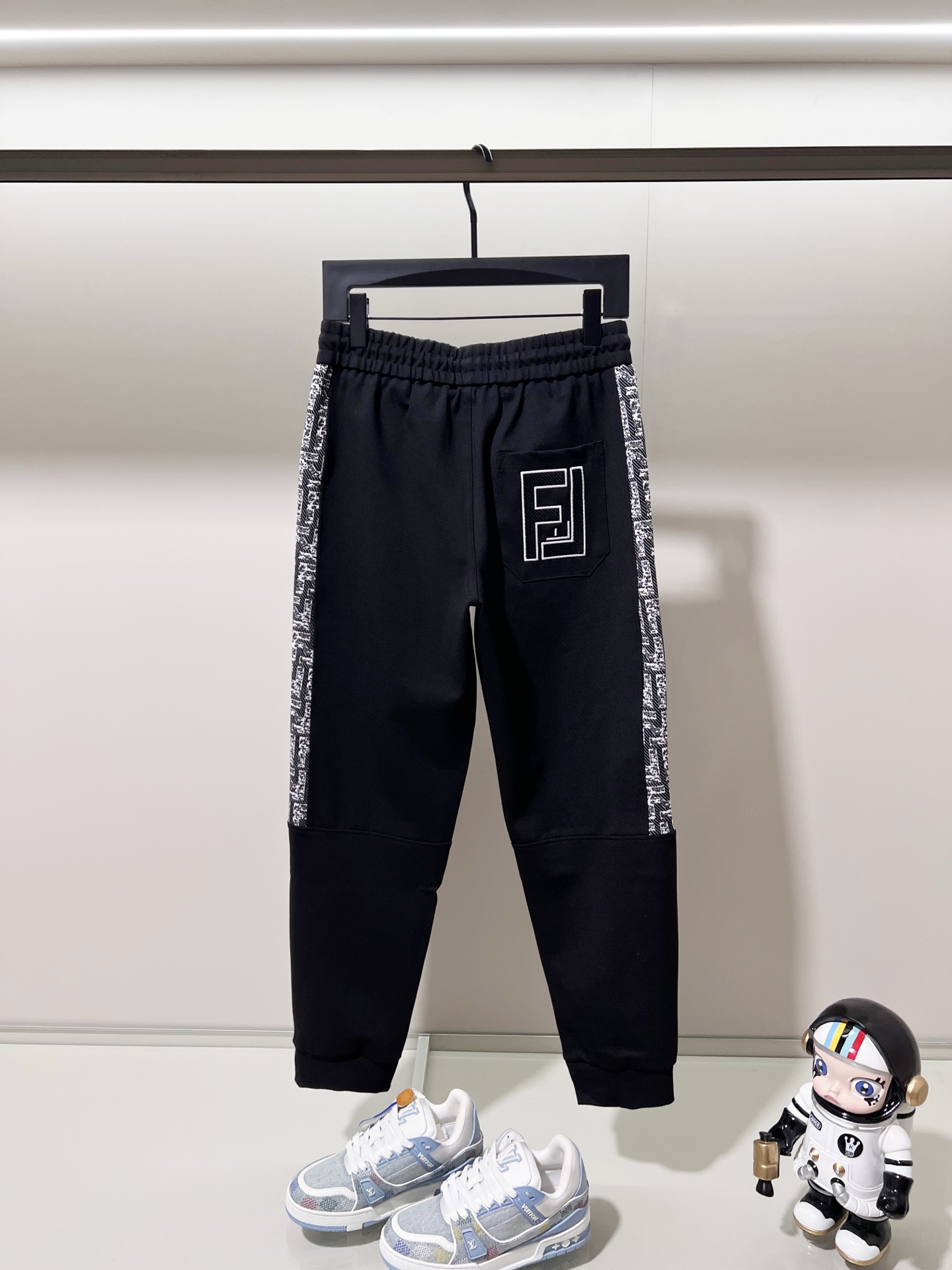 FENDI 펜디 맞춤 원단 조거 팬츠 바지 의류